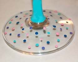 painting dots on base