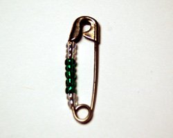 beaded safety pin craft