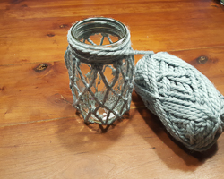 yarn knot mason jar