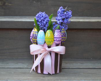 easter egg spoon planter