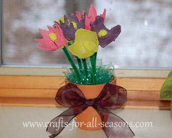 egg carton flower bouquet