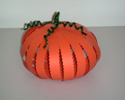 paper strip pumpkin