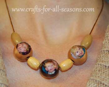 photo necklace